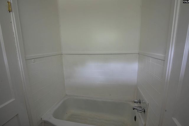 240 Pineneedle Road, Columbia, SC 29203