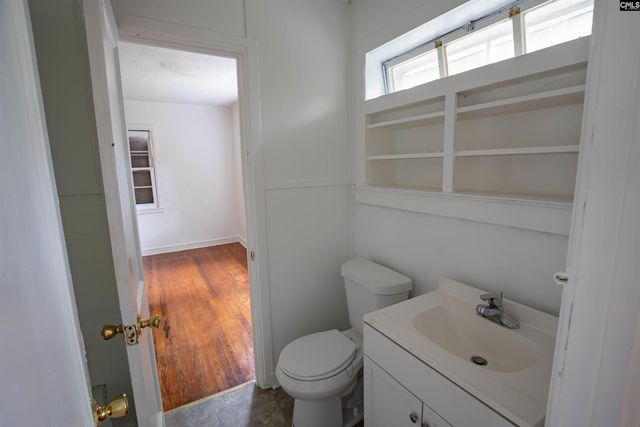 240 Pineneedle Road, Columbia, SC 29203