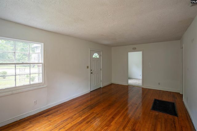 240 Pineneedle Road, Columbia, SC 29203