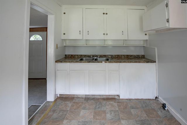 240 Pineneedle Road, Columbia, SC 29203
