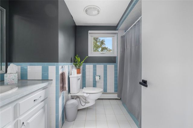 51 Stone Drive, Cranston, RI 02920