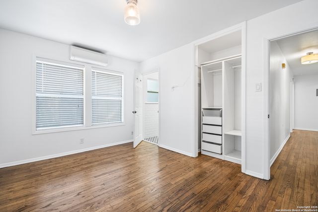 230 Dresden, San Antonio, TX 78213