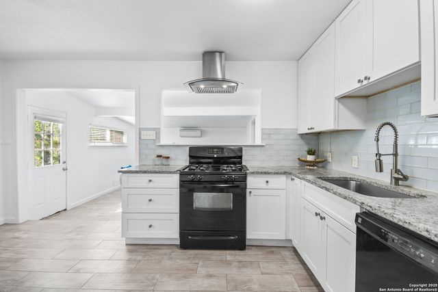 230 Dresden, San Antonio, TX 78213