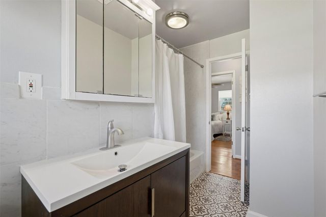 9522 Hammerly Boulevard, Houston, TX 77080