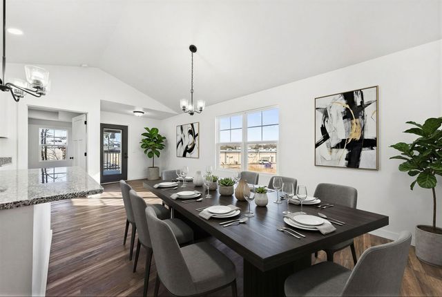 175 Sky View Meadow Dr, Crossville, TN 38555