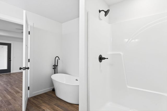 175 Sky View Meadow Dr, Crossville, TN 38555