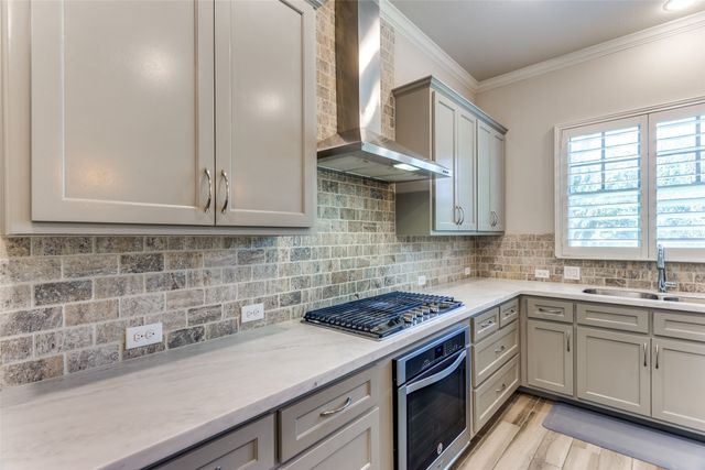 520 Sheer Bliss Lane, Fort Worth, TX 76114