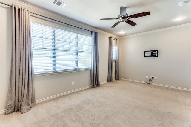 520 Sheer Bliss Lane, Fort Worth, TX 76114