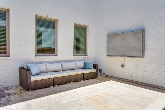 520 Sheer Bliss Lane, Fort Worth, TX 76114