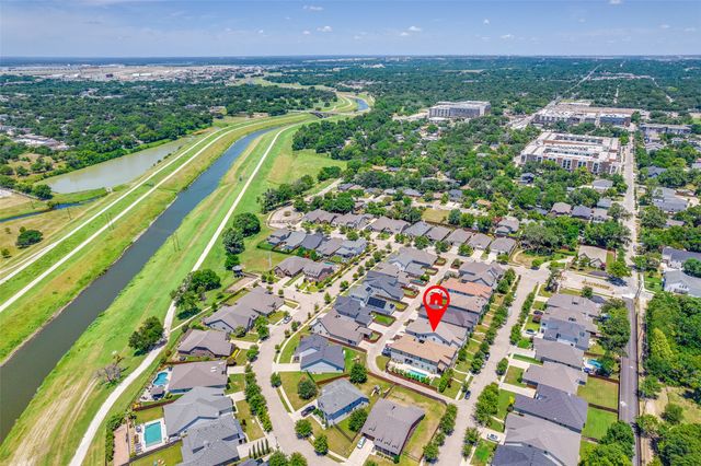 520 Sheer Bliss Lane, Fort Worth, TX 76114