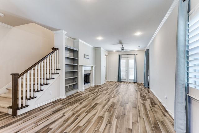 520 Sheer Bliss Lane, Fort Worth, TX 76114