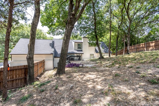 809 Wood River Road, Dallas, TX 75232