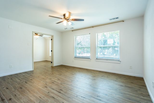 809 Wood River Road, Dallas, TX 75232