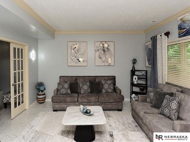 16302 Hartman Avenue, Omaha, NE 68116
