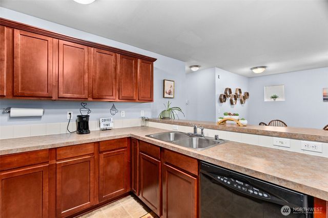 6509 Oklahoma Street SE, Lacey, WA 98513