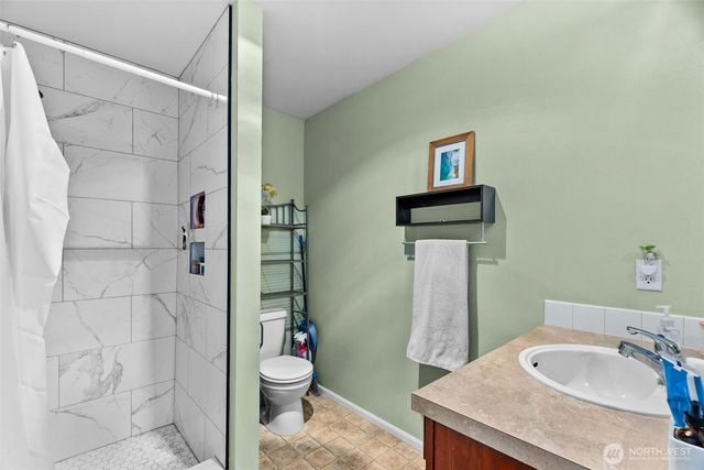 6509 Oklahoma Street SE, Lacey, WA 98513