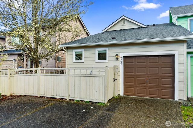 6509 Oklahoma Street SE, Lacey, WA 98513