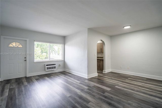 7911 Abbott Avenue 8, Miami Beach, FL 33141