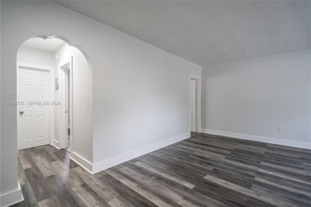 7911 Abbott Avenue 8, Miami Beach, FL 33141