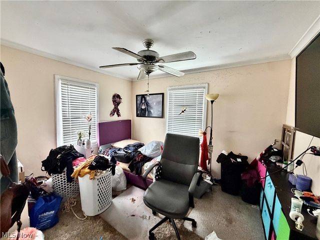 807 Hazelwood Avenue SE, Warren, OH 44484