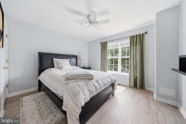 9604 MORNING WALK DR, Hagerstown, MD 21740