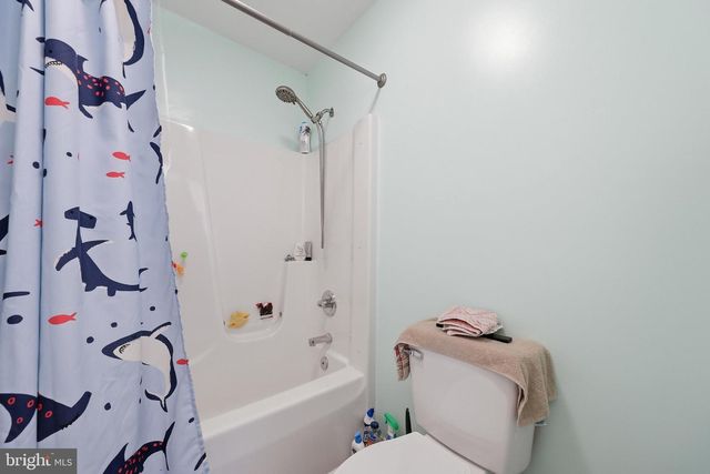 9604 MORNING WALK DR, Hagerstown, MD 21740