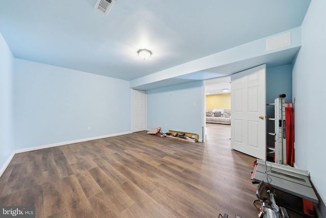 9604 MORNING WALK DR, Hagerstown, MD 21740