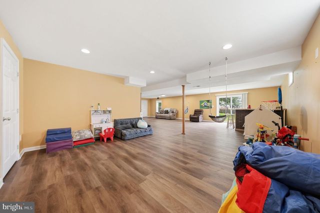 9604 MORNING WALK DR, Hagerstown, MD 21740