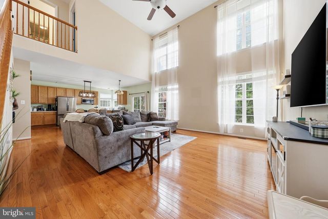 9604 MORNING WALK DR, Hagerstown, MD 21740
