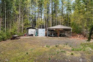 61 N Dow Court, Hoodsport, WA 98548