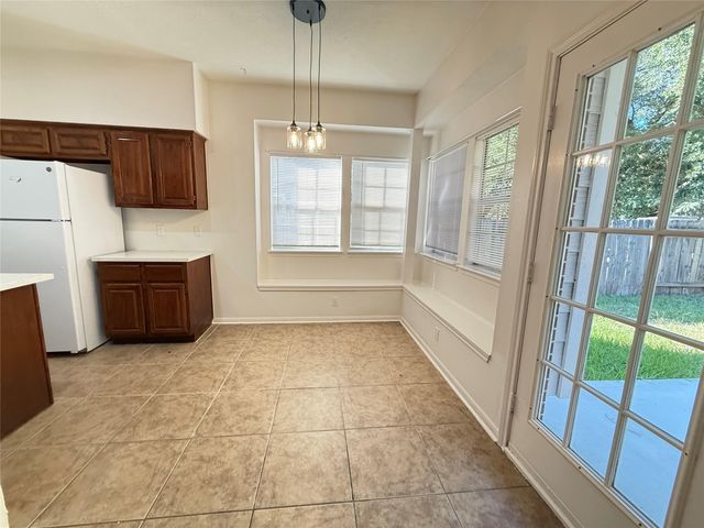 14527 Circlewood Way, Houston, TX 77062