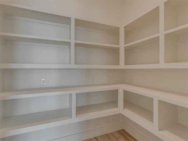 15501 Bergman Circle, Edmond, OK 73013