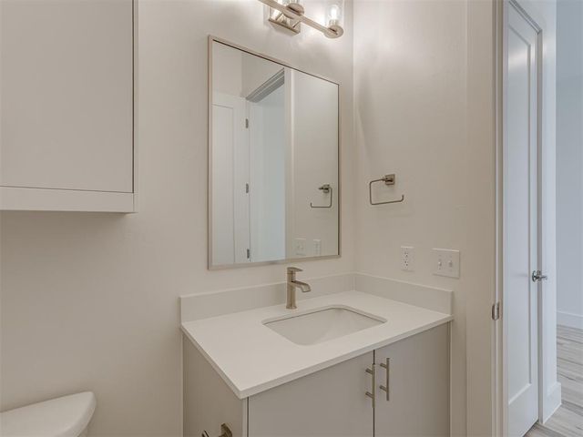 15501 Bergman Circle, Edmond, OK 73013