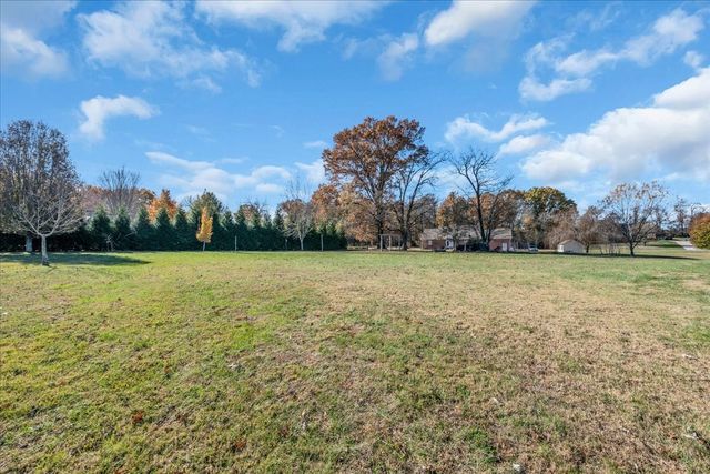 209 Gladys Dr, Shelbyville, TN 37160