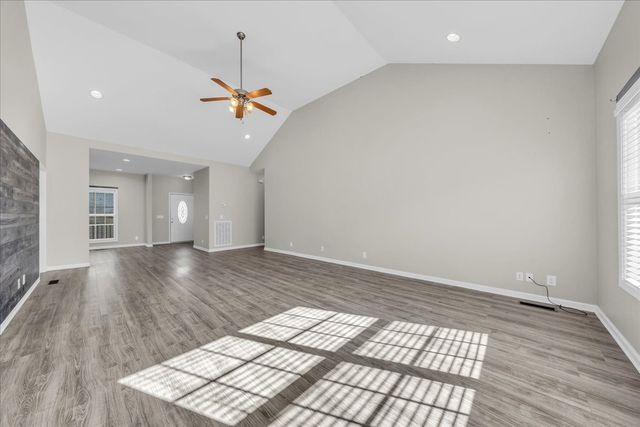 209 Gladys Dr, Shelbyville, TN 37160