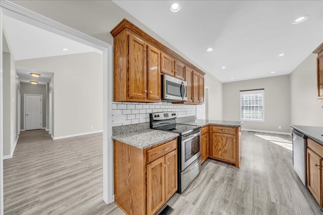 209 Gladys Dr, Shelbyville, TN 37160