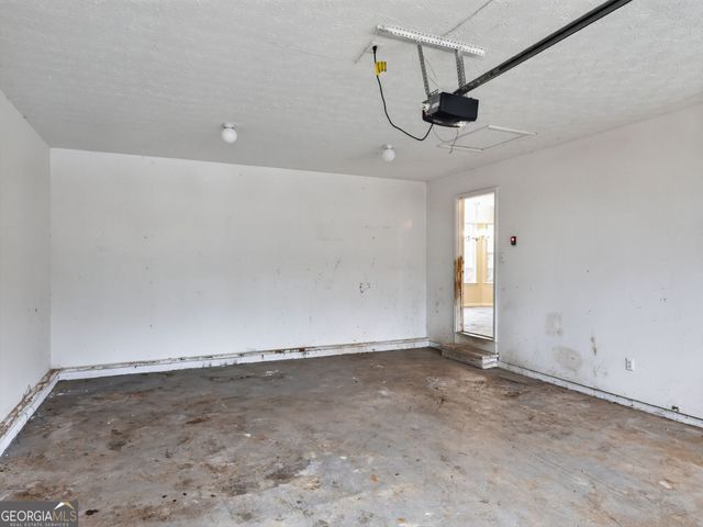 5814 Shadow Creek Drive, Lithonia, GA 30058