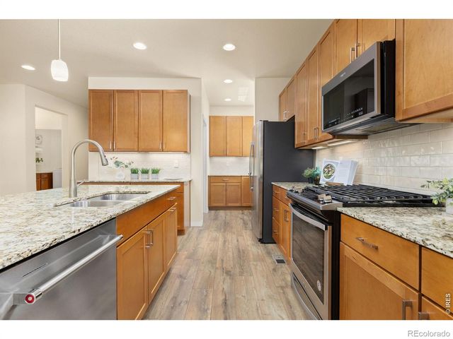 718 Widgeon Circle, Longmont, CO 80503