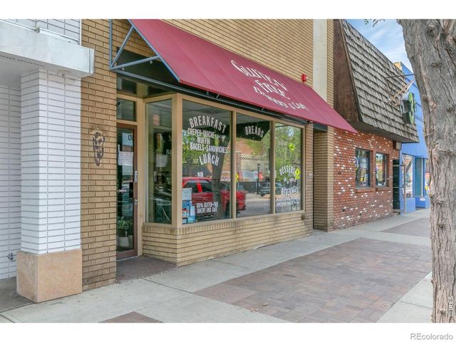 718 Widgeon Circle, Longmont, CO 80503