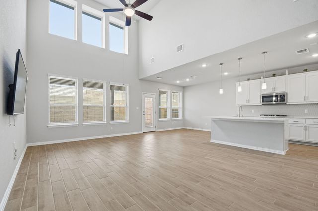 1009 Calendula TRL, Georgetown, TX 78628