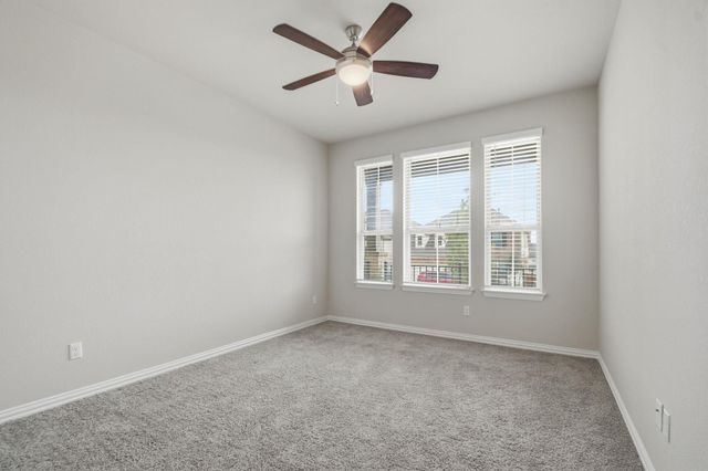 1009 Calendula TRL, Georgetown, TX 78628