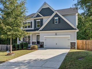 64 Creststone Court, Clayton, NC 27527