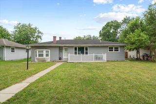 1221 W 38th Place, Hobart, IN 46342
