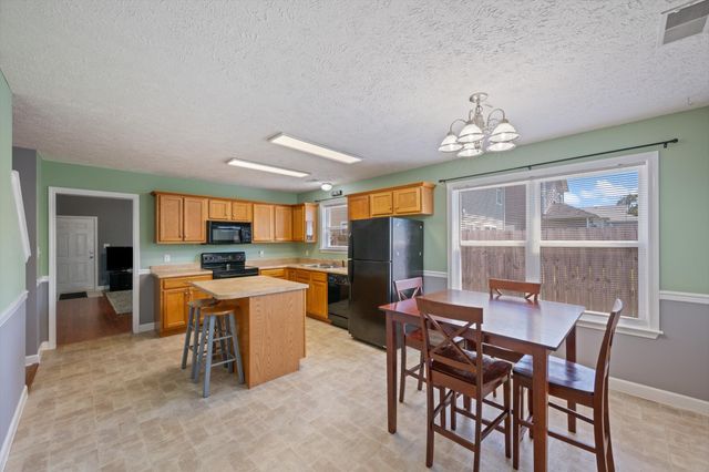 1616 Beaconcrest Cir, Murfreesboro, TN 37128