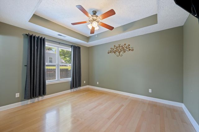1616 Beaconcrest Cir, Murfreesboro, TN 37128