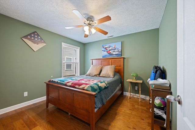 1616 Beaconcrest Cir, Murfreesboro, TN 37128