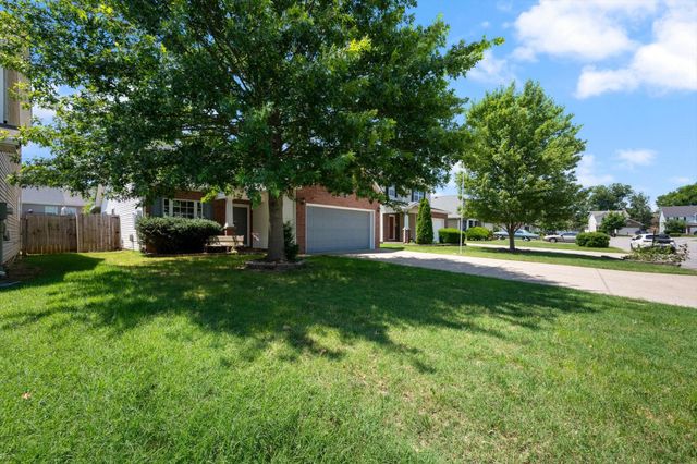 1616 Beaconcrest Cir, Murfreesboro, TN 37128