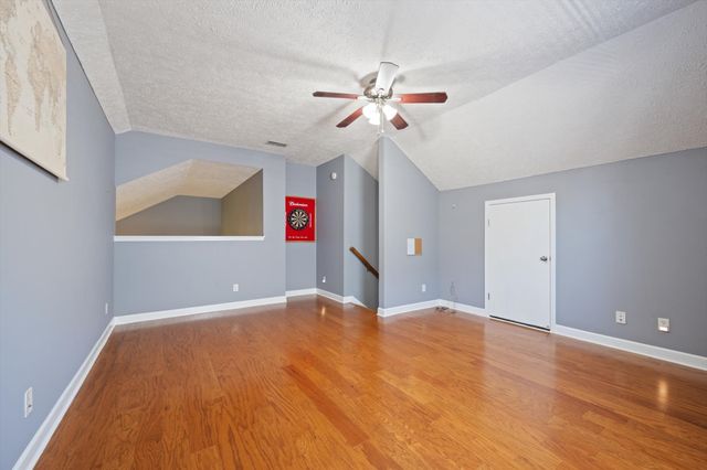1616 Beaconcrest Cir, Murfreesboro, TN 37128