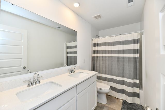 3382 Essex Drive, Danville, IN 46122