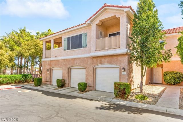251 South Green Valley Parkway 2011, Henderson, NV 89012